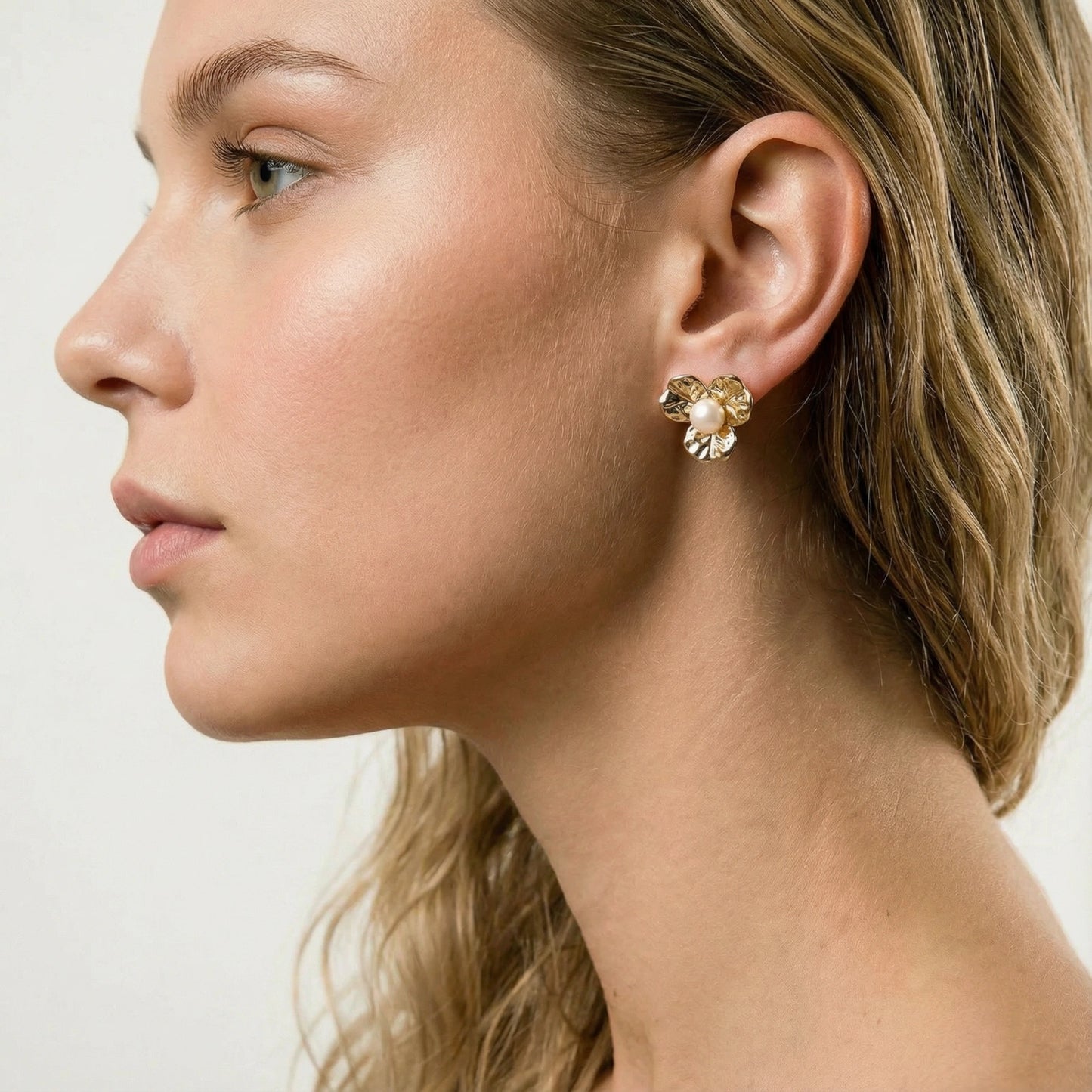 Bloom Pearl Studs | Fayvora